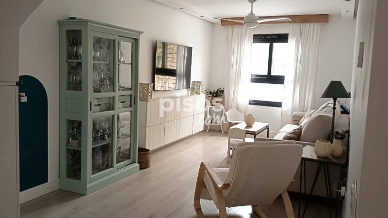 Casa adosada en venta en Carlinda, Carlinda (Distrito Bailén-Miraflores. Málaga Capital) de 425.000 €