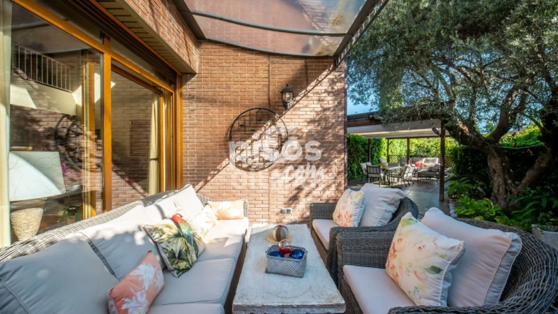 Chalet en venta en Mirasierra, Castilla (Distrito Chamartín. Madrid Capital) de 1.900.000 €