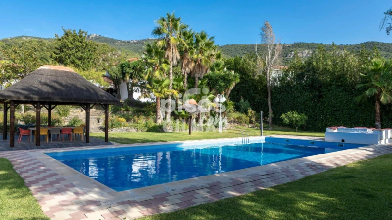 Chalet en venta en El Bosque - Cádiz, El Bosque de 980.000 €