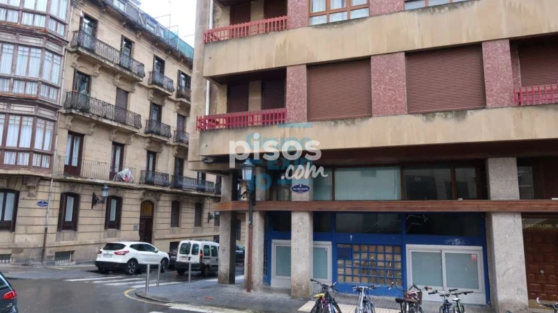 Oficina en alquiler en Calle Lersundi Jenerala Kalea, Centro (San Sebastián - Donostia) de 700 €<span>/mes</span>