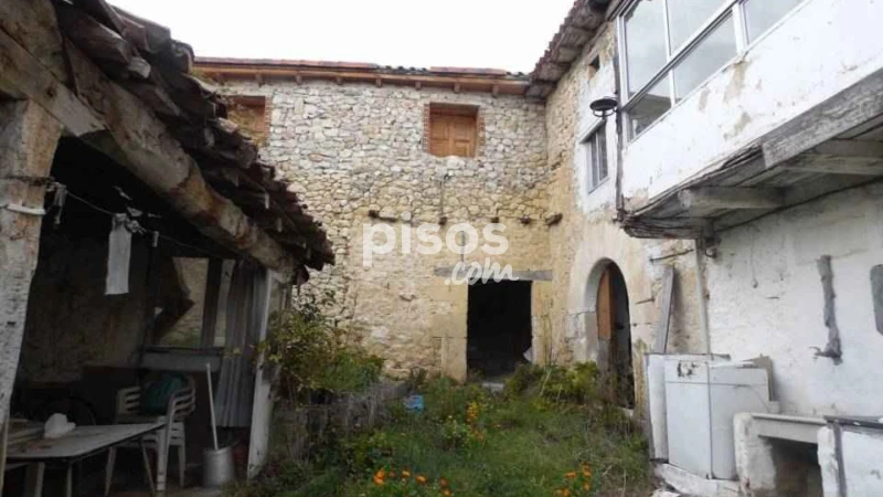 Casa en venta en Cespedes, Villarcayo (Villarcayo de Merindad de Castilla La Vieja) de 130.000 €