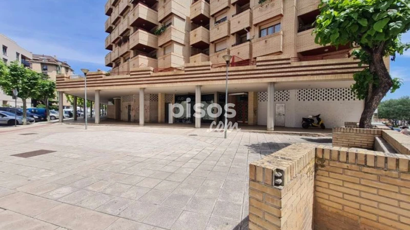 Local comercial en venta en Calle de la Fuente Canónigos, 11, Griselas-Gardachales (Tudela) de 150.000 €