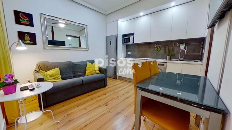 Piso en alquiler en Calle del Salitre, cerca de Calle de Zurita