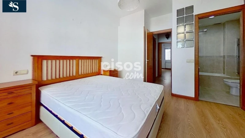 Piso en alquiler en Calle de Moratines