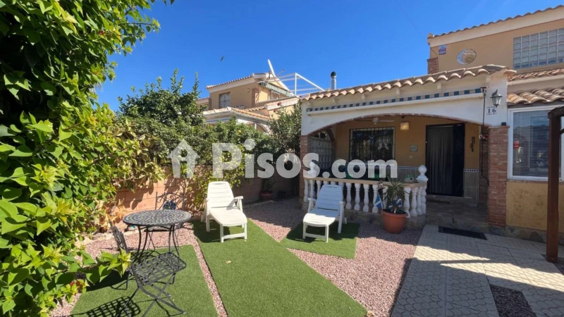 Casa – Orihuela, Urbanización Las Mimosas - La Chismosa, Urbanización la Florida