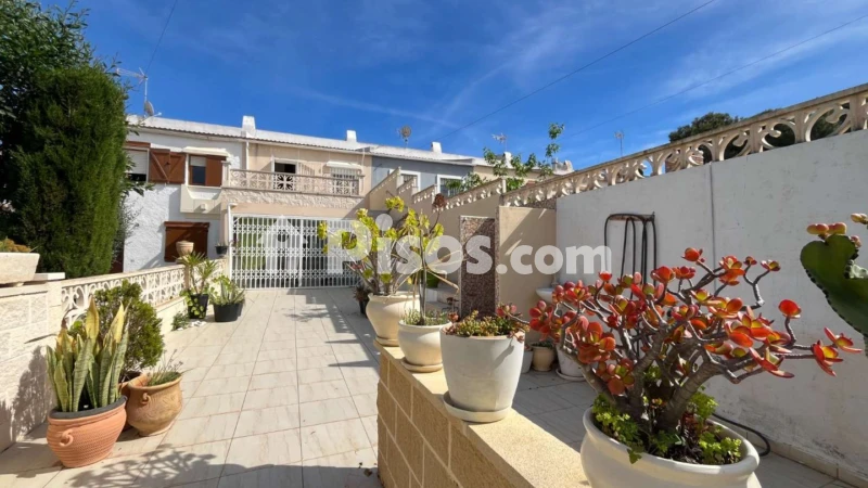 Casa en venta en Avenida de Torrevieja, cerca de Calle Carla Vaquera – pohled 3