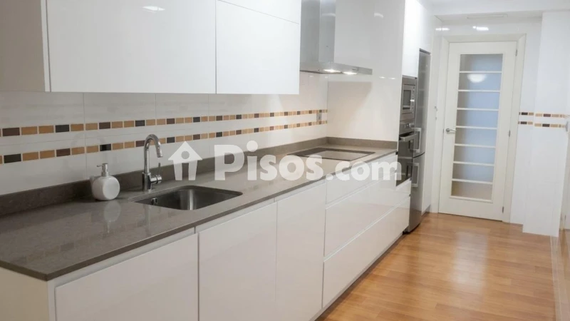 Fotografía del inmueble reportado: 1.050 €/mes — Almería, Almería