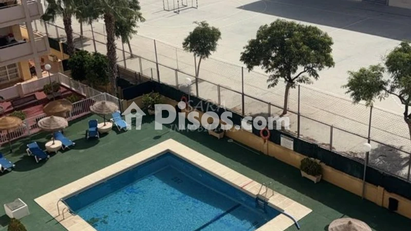 Fotografía del inmueble reportado: 1.000 €/mes — Almería, Almería