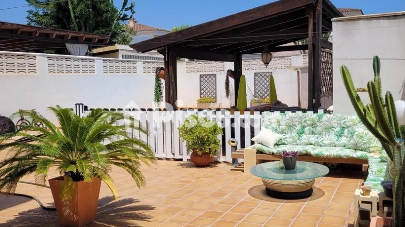 Fotografía del inmueble reportado: 2.500 €/mes — Castellón, Castellón