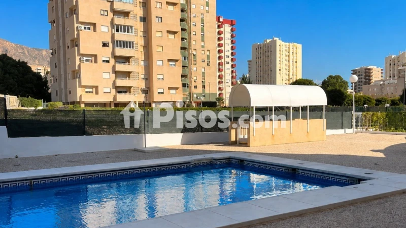 Fotografía del inmueble reportado: 950 €/mes — Almería, Almería