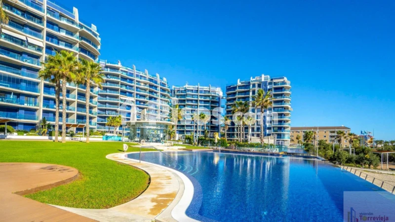 Pis – Torrevieja, Urbanización Rocío del Mar, Urbanización Punta Prima