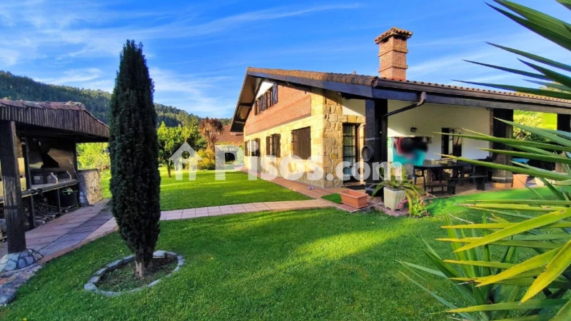 Chalet en venta en Sámano - Vista 3