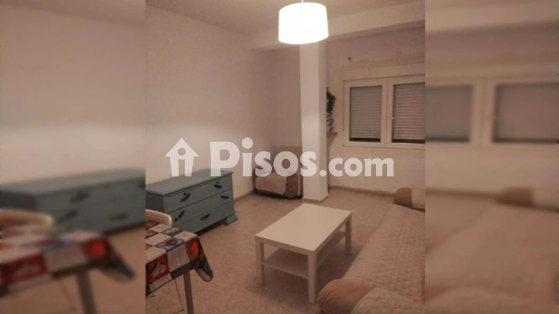 Fotografía del inmueble reportado: 950 €/mes — Granada, Granada