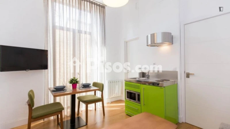 Fotografía del inmueble reportado: 750 €/mes — Granada, Granada