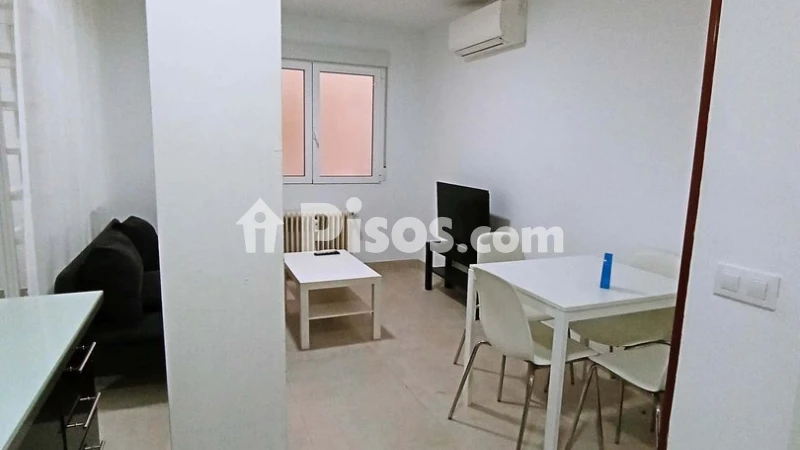 Fotografía del inmueble reportado: 900 €/mes — Madrid, Madrid