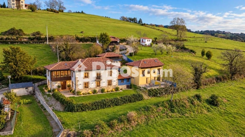 Casa – Pravia