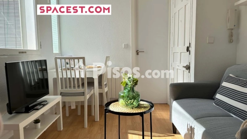 Fotografía del inmueble reportado: 940 €/mes — Madrid, Madrid
