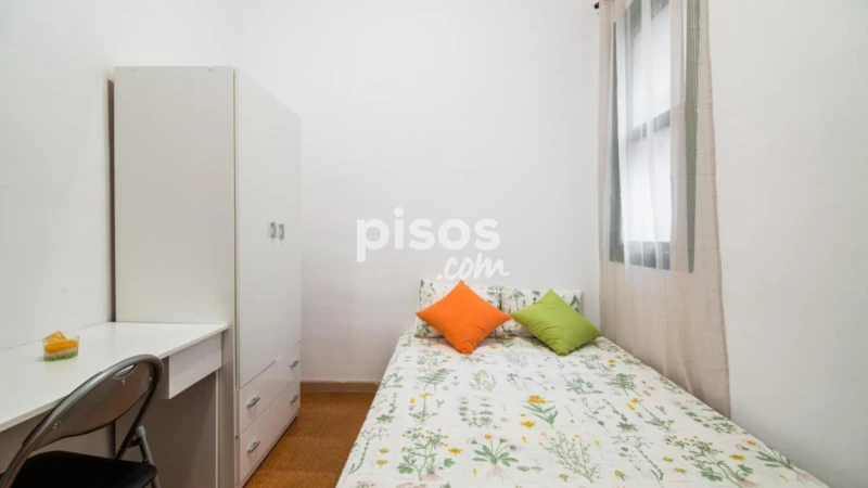 Habitación en alquiler en La Vila de Gràcia, La Vila de Gràcia (Distrito Gràcia. Barcelona Capital) de 575 €<span>/mes</span>