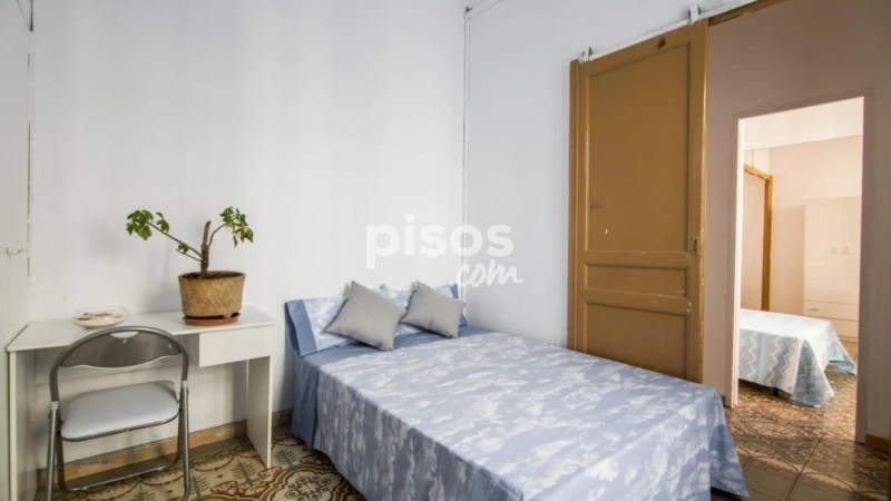 Habitación en alquiler en La Vila de Gràcia, La Vila de Gràcia (Distrito Gràcia. Barcelona Capital) de 600 €<span>/mes</span>