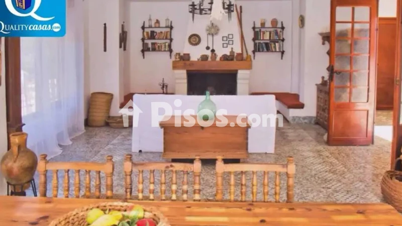 Casa, 900 m²