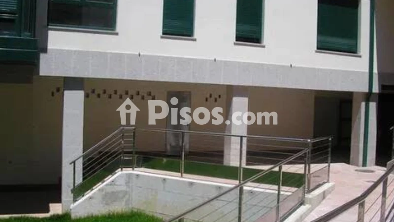 Local comercial en venta en Boqueixón