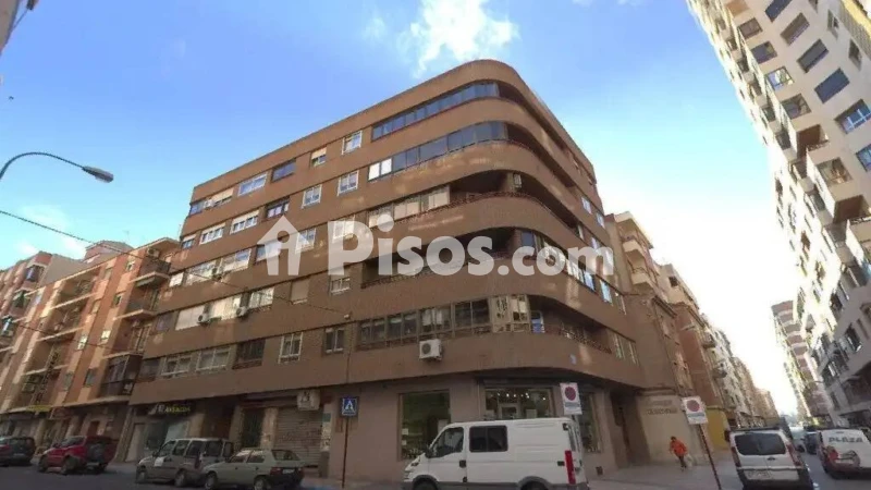Chalet en venta en Hospital-Parque Sur