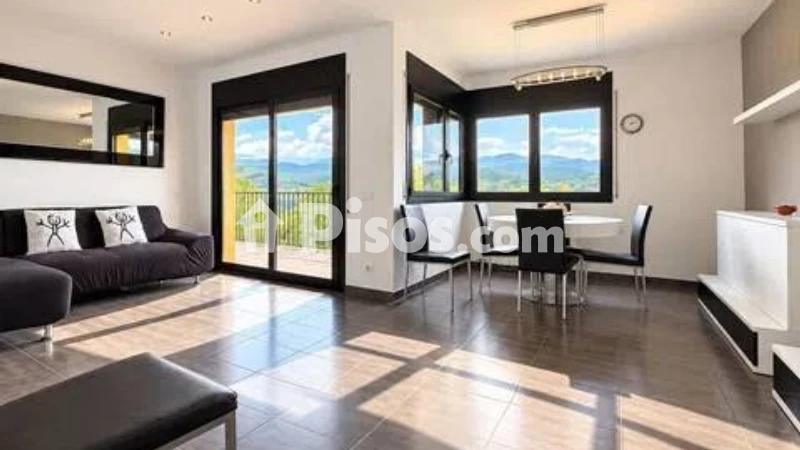 Fotografía del inmueble reportado: 1.200 €/mes — Girona, Girona