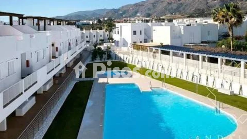 Fotografía del inmueble reportado: 1.200 €/mes — Almería, Almería