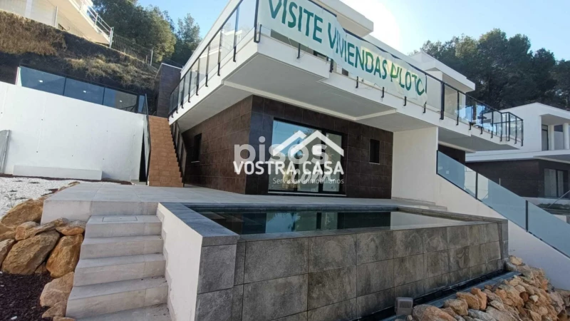Chalet pareado en venta en Chiva, Chiva de 361.000 €