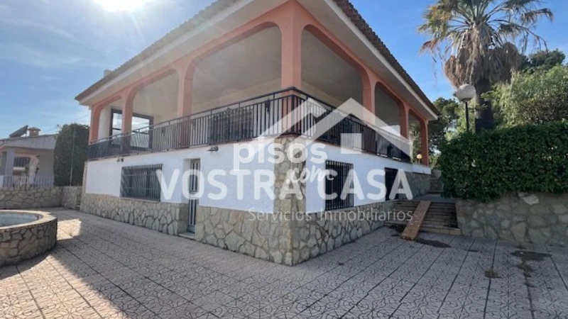 Chalet en alquiler en Monserrat, Montserrat de 1.500 €<span>/mes</span>