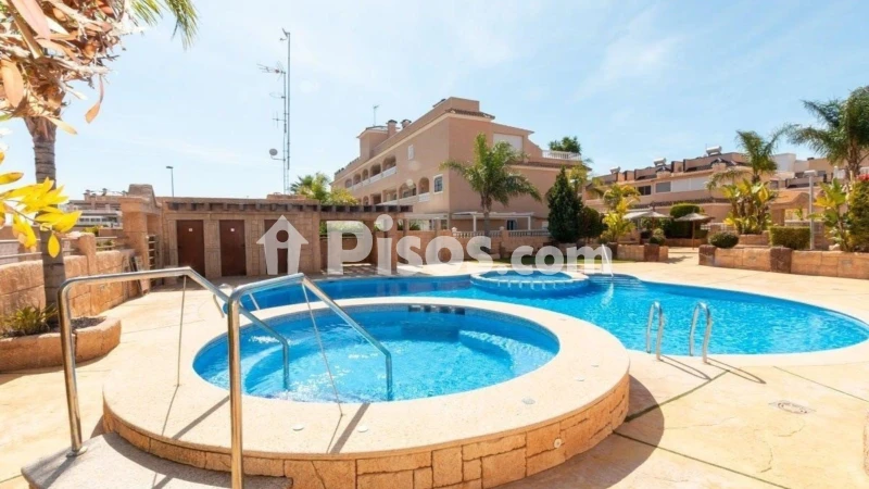 Pis – Orihuela, Villa Martín