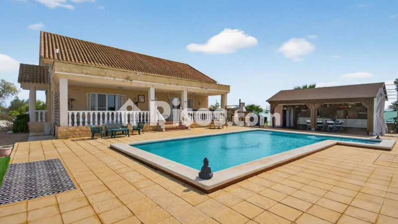 Finca rústica en venta en Albatera