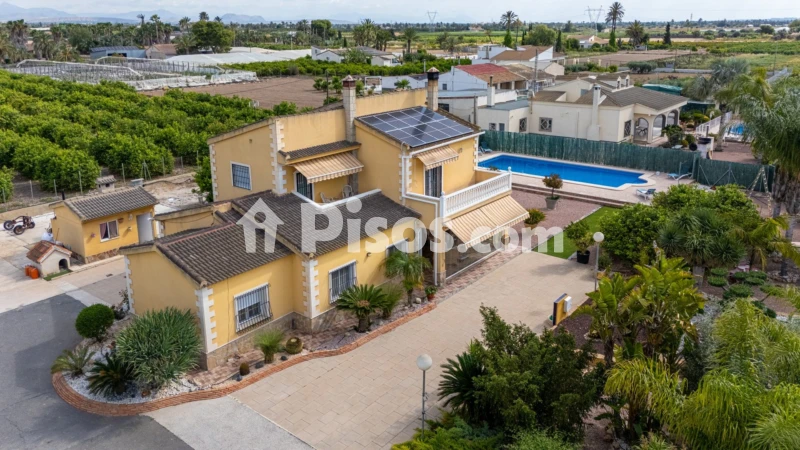Chalet en venta en Matola-La Foia-Las Bayas-La Marina