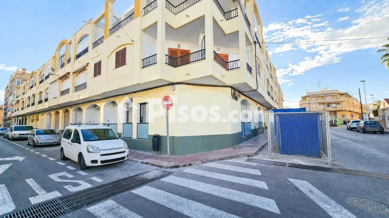 Piso – Torrevieja, Urbanización Calas Blancas