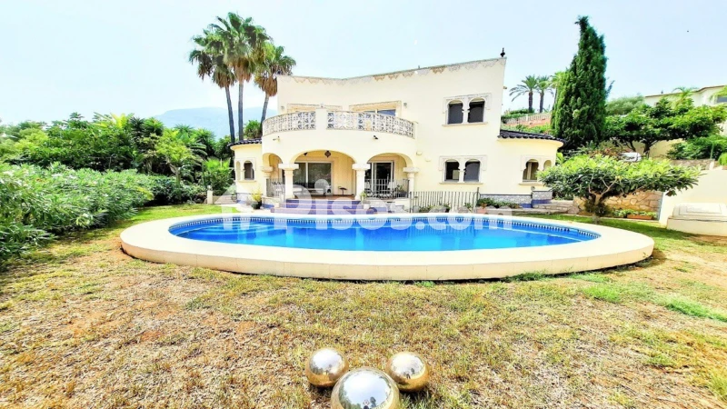 Casa – Dénia, Barri Saladar