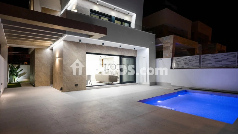 Casa – Orihuela, Urbanización El Presidente, Villa Martín