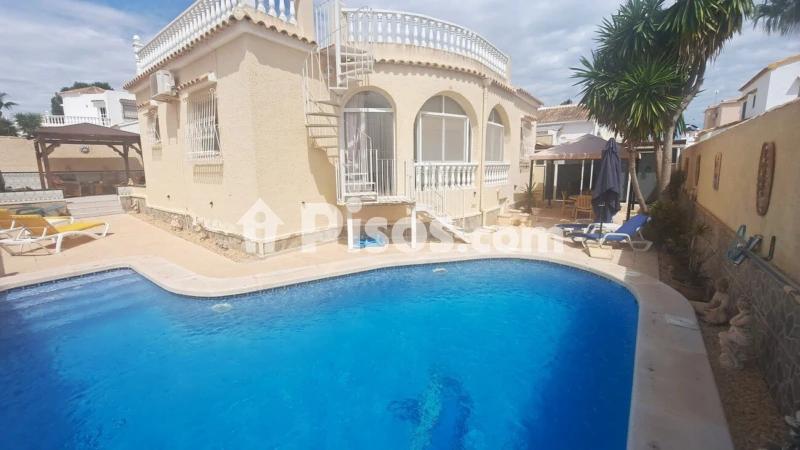 Casa – Orihuela, Urbanización El Presidente, Villa Martín