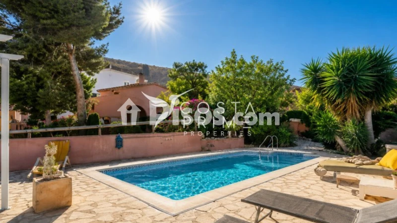 Casa – Muro de Alcoy
