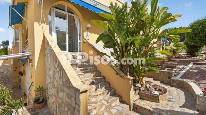 Casa – San Miguel de Salinas, Urbanización Las Filipinas