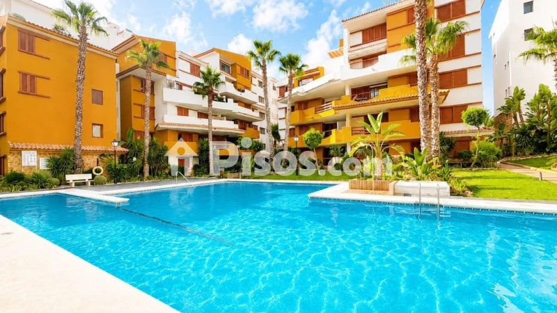Pis – Torrevieja, Urbanización Los Balcones