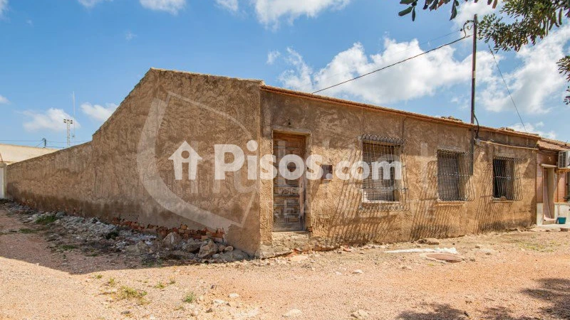 Casa – Los Montesinos, Barrio de los Miras