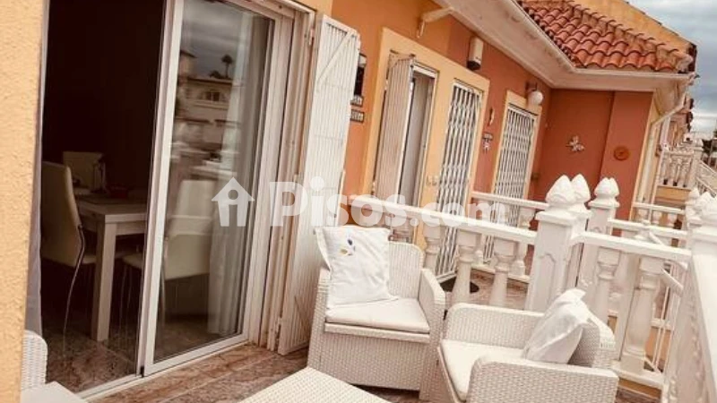 Pis – Orihuela, Urbanización El Presidente, Villa Martín