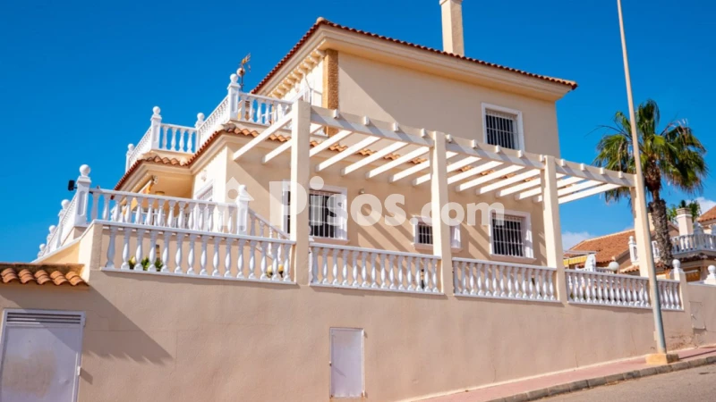 Casa en venta en Playa de los Locos-Los Frutales-Cabo Cervera