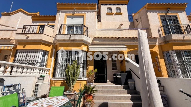 Casa – Guardamar del Segura, Urbanització Els Estanys