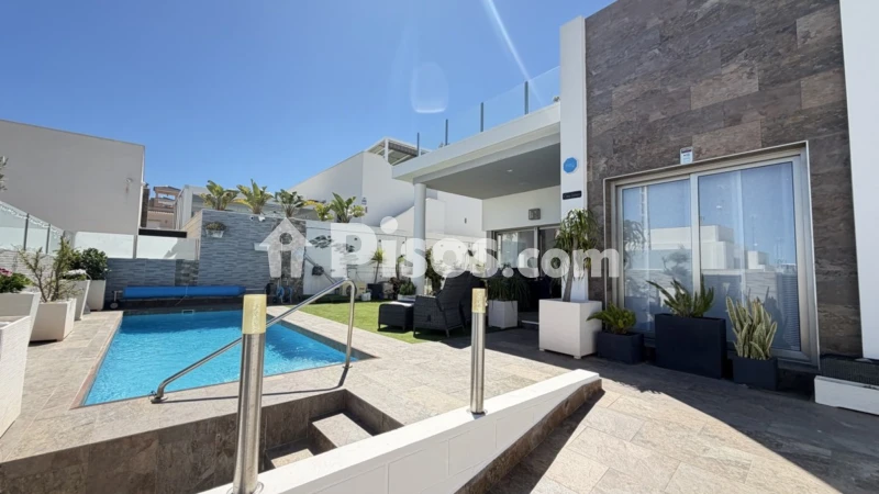 Casa – Orihuela, Urbanización Villacosta I, Villa Martín