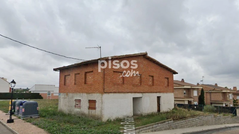Casa adosada en venta en Calle de Chapinería, 13, Villanueva de Perales de 97.000 €