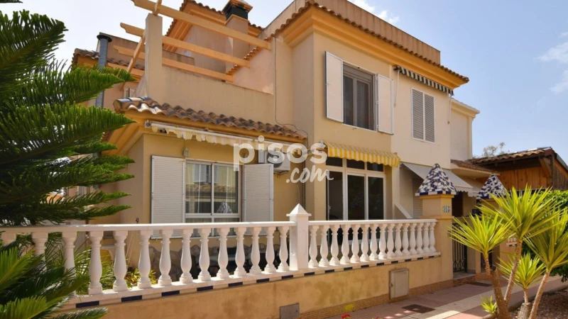 Casa en alquiler en Gran Alacant - Olivo de Oro, Gran Alacant (Santa Pola) de 950 €<span>/mes</span>
