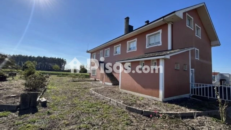 Edificio en venta en Calle Carballás