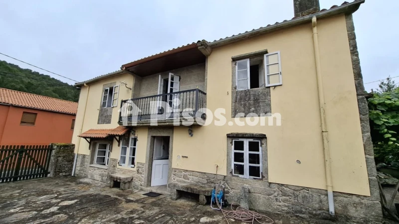 Casa – Laxe, Os Peñascales
