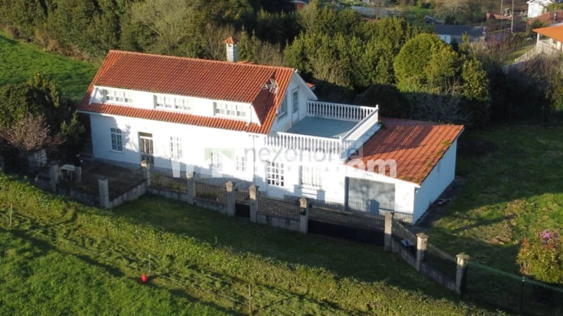 Casa – Neda, A Corredoira